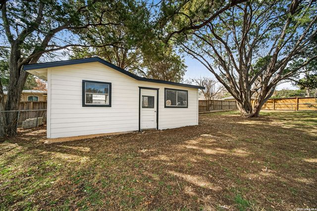 543 Beverly, New Braunfels, TX 78130