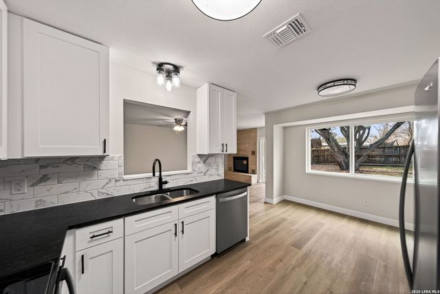 543 Beverly, New Braunfels, TX 78130