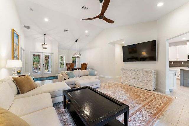 9426 Whippoorwill Trail, Jupiter, FL 33478