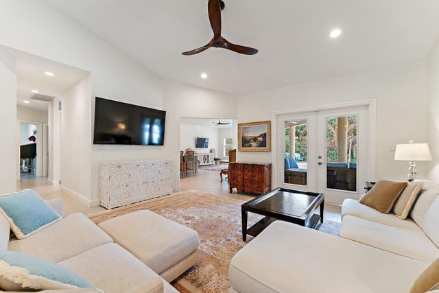 9426 Whippoorwill Trail, Jupiter, FL 33478