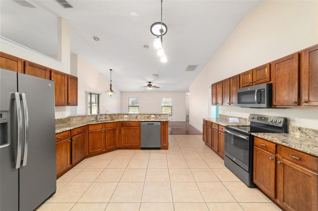 4037 SE 40TH STREET, Ocala, FL 34480