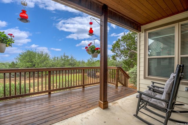863 Primrose Path, Canyon Lake, TX 78133