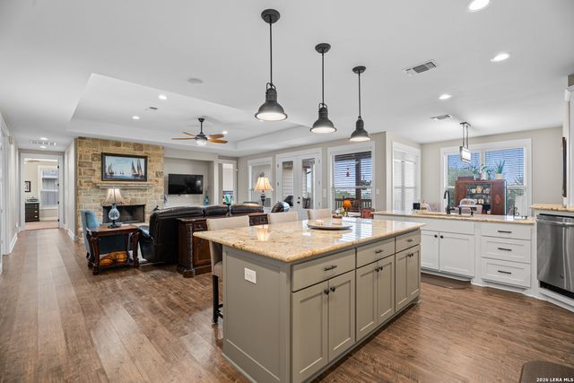 863 Primrose Path, Canyon Lake, TX 78133