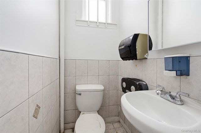 121-19 Sutphin Boulevard, Jamaica, NY 11434