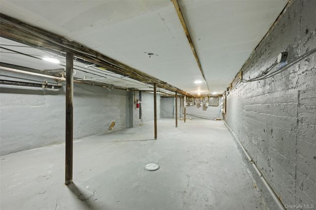 121-19 Sutphin Boulevard, Jamaica, NY 11434
