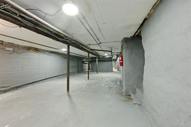 121-19 Sutphin Boulevard, Jamaica, NY 11434