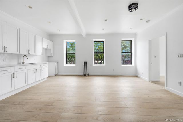 121-19 Sutphin Boulevard, Jamaica, NY 11434