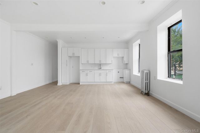 121-19 Sutphin Boulevard, Jamaica, NY 11434