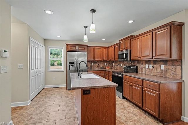 8430 Rumbley Road, Summerfield, NC 27358