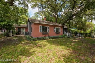 360 SE LAKEVIEW Drive, Keystone Heights, FL 32656