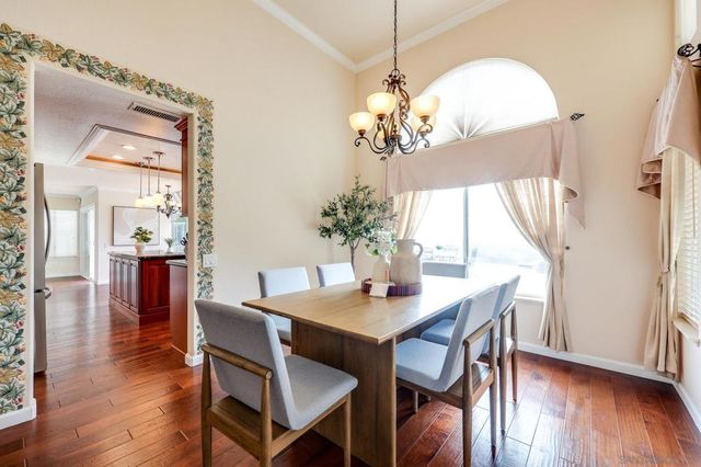 11064 Ipai Ct, San Diego, CA 92127