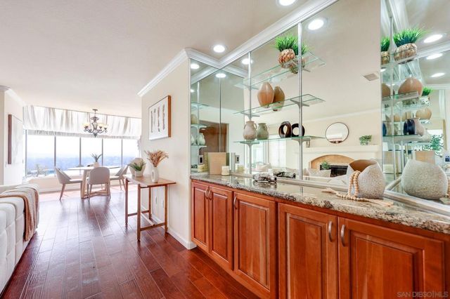 11064 Ipai Ct, San Diego, CA 92127