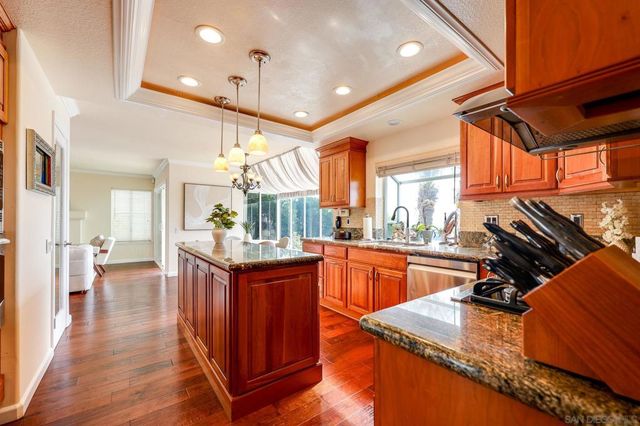 11064 Ipai Ct, San Diego, CA 92127