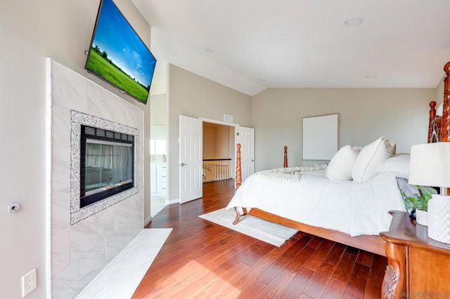 11064 Ipai Ct, San Diego, CA 92127