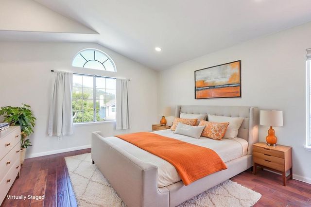 11064 Ipai Ct, San Diego, CA 92127