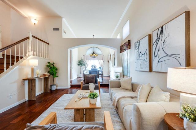 11064 Ipai Ct, San Diego, CA 92127