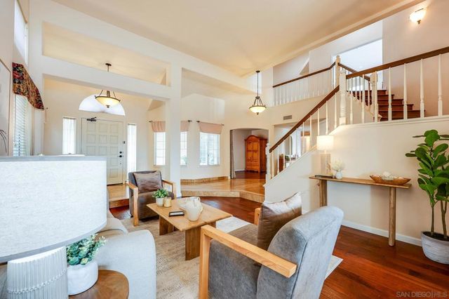11064 Ipai Ct, San Diego, CA 92127