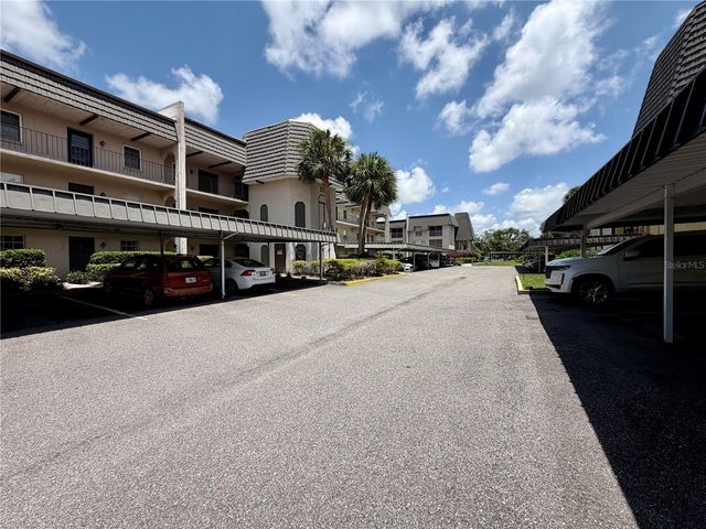 8703 BARDMOOR BOULEVARD 102, Seminole, FL 33777
