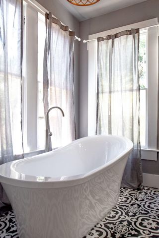 1911 34th Street, Galveston, TX 77550