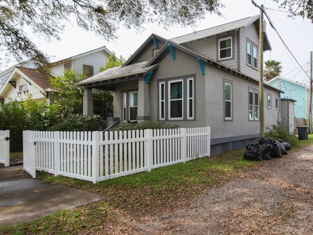 1911 34th Street, Galveston, TX 77550