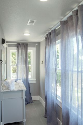 1911 34th Street, Galveston, TX 77550