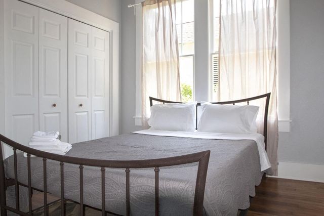 1911 34th Street, Galveston, TX 77550