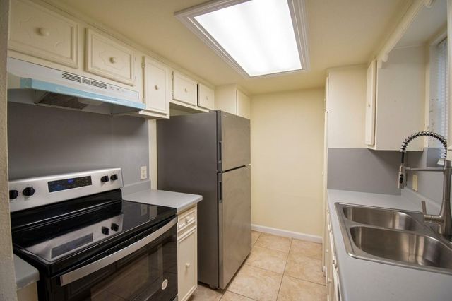 427 Sunset Drive 7, Dickinson, TX 77539