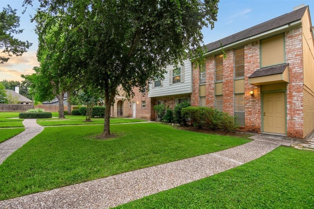 427 Sunset Drive 7, Dickinson, TX 77539