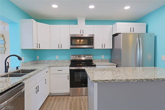 4612 SW 13th AVE, Cape Coral, FL 33914