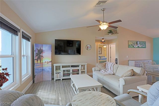 4612 SW 13th AVE, Cape Coral, FL 33914