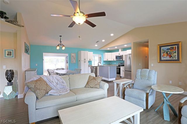 4612 SW 13th AVE, Cape Coral, FL 33914