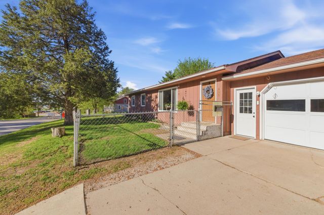 605 10th Avenue NE, Brainerd, MN 56401