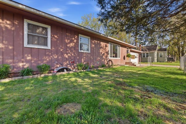 605 10th Avenue NE, Brainerd, MN 56401