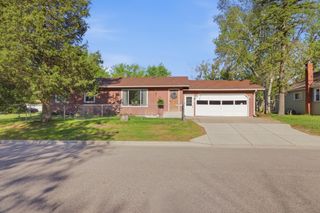 605 10th Avenue NE, Brainerd, MN 56401