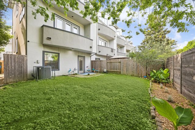 2905 Chartres Street, Houston, TX 77004