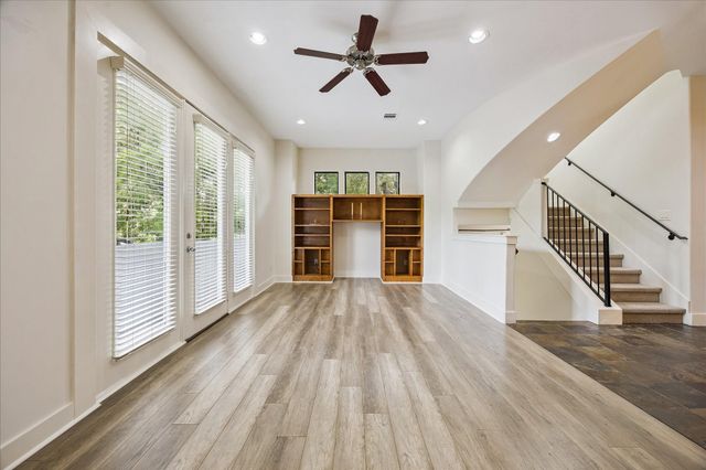 2905 Chartres Street, Houston, TX 77004