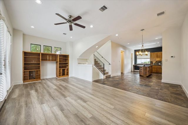 2905 Chartres Street, Houston, TX 77004