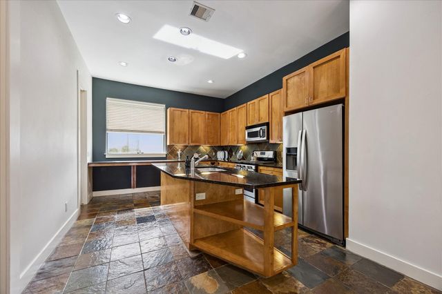 2905 Chartres Street, Houston, TX 77004