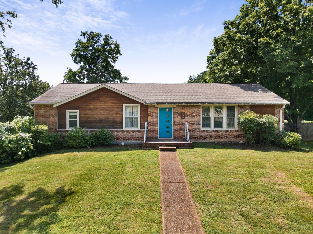 600 Elaine Dr, Nashville, TN 37211