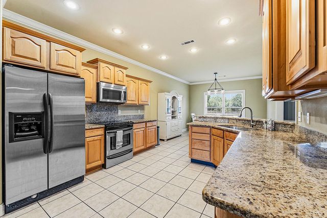 258 Sundown Drive, Farmington, AR 72730