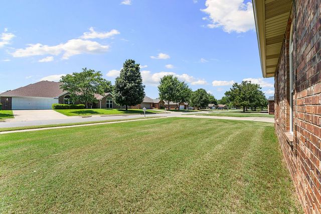 258 Sundown Drive, Farmington, AR 72730
