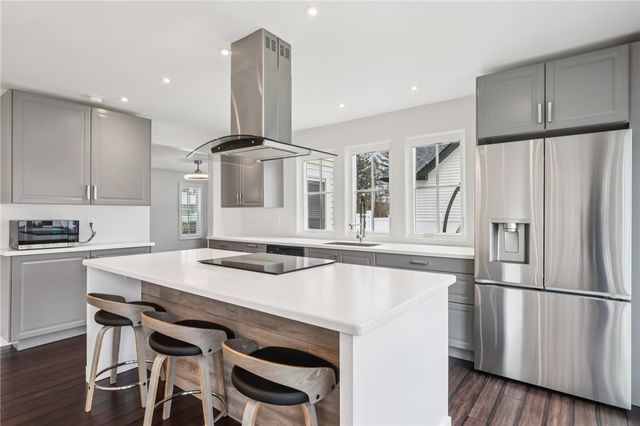 478 Jefferson Ave, Vanport, PA 15009