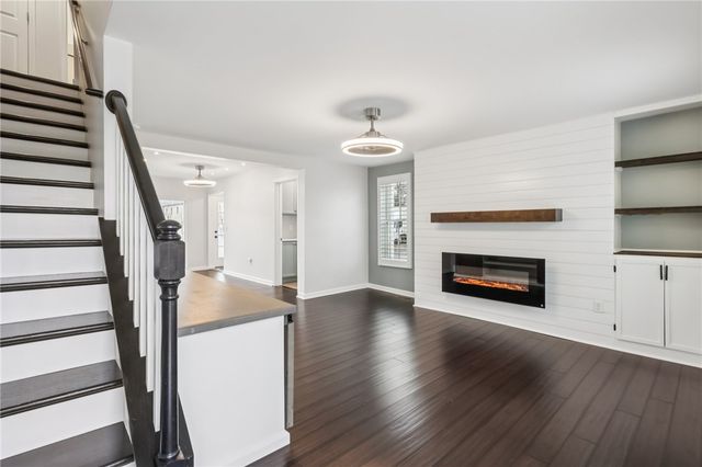 478 Jefferson Ave, Vanport, PA 15009