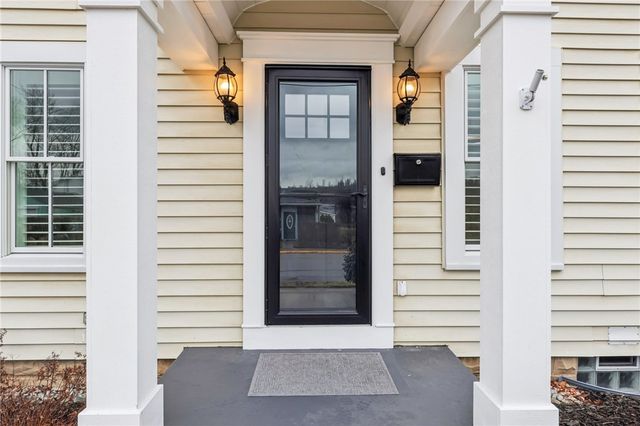 478 Jefferson Ave, Vanport, PA 15009