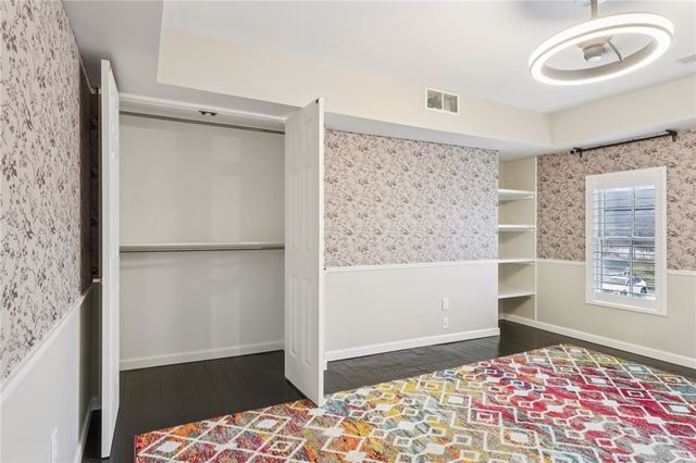 478 Jefferson Ave, Vanport, PA 15009