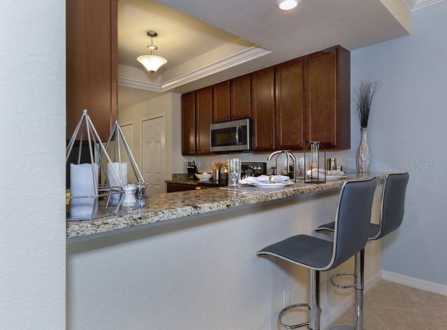5528 PALMER CIRCLE 105, Lakewood Ranch, FL 34211