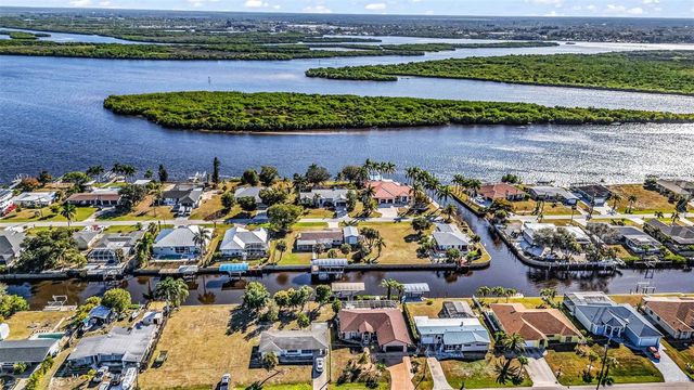 3354 DOVER DRIVE, Punta Gorda, FL 33983