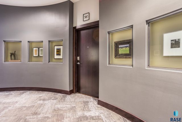 421 N Phillips Ave Avenue 303, Sioux Falls, SD 57104