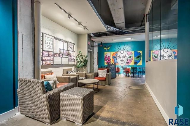 421 N Phillips Ave Avenue 303, Sioux Falls, SD 57104