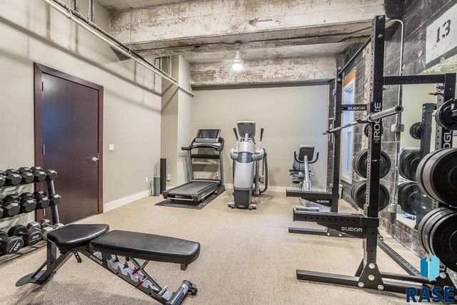 421 N Phillips Ave Avenue 303, Sioux Falls, SD 57104